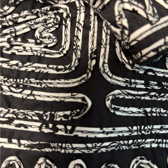 Black and White Appliqued Patterned Jacket Sz M 3/4 Sleeve SKU 11 - Picture 7 of 13